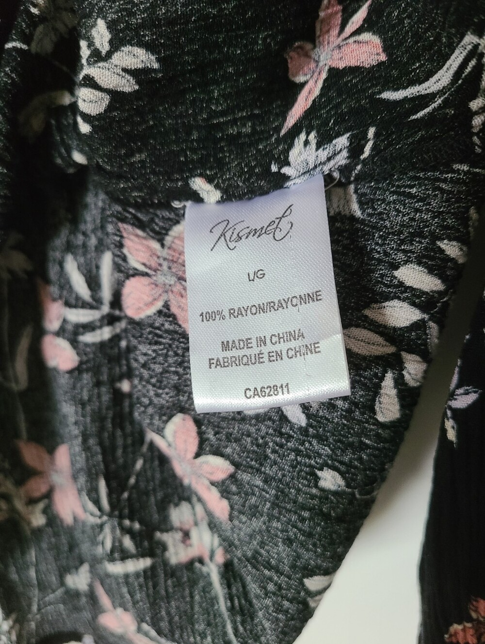 Kismet Black Floral Blouse W. Buttons - Picture 10 of 16